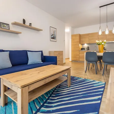 Gambit, Ogrody Pieniawskie, Myweek * Polanica-Zdrój