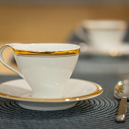 Lejlighed Gambit, Ogrody Pieniawskie, Myweek *