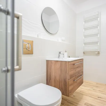 Gambit, Ogrody Pieniawskie, Myweek Appartamento Polanica-Zdrój