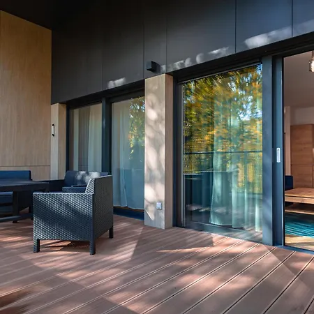 Gambit, Ogrody Pieniawskie, Myweek Appartamento