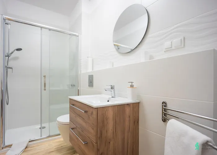 Gambit, Ogrody Pieniawskie, Myweek 아파트 *