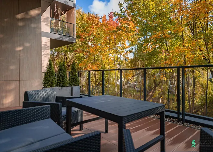 Gambit, Ogrody Pieniawskie, Myweek 폴라니카-즈루이